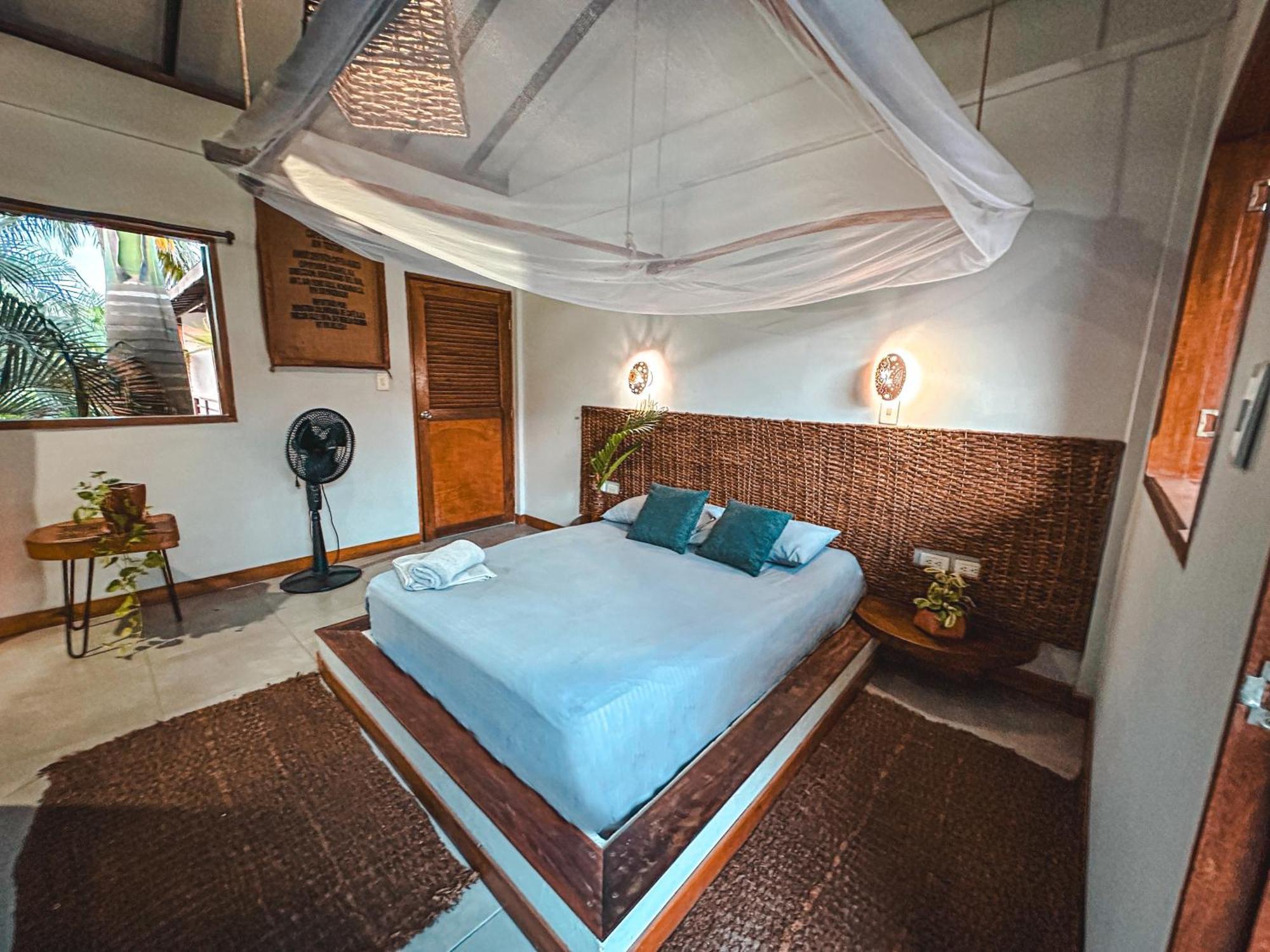Villa Eden Palomino Bagian luar foto