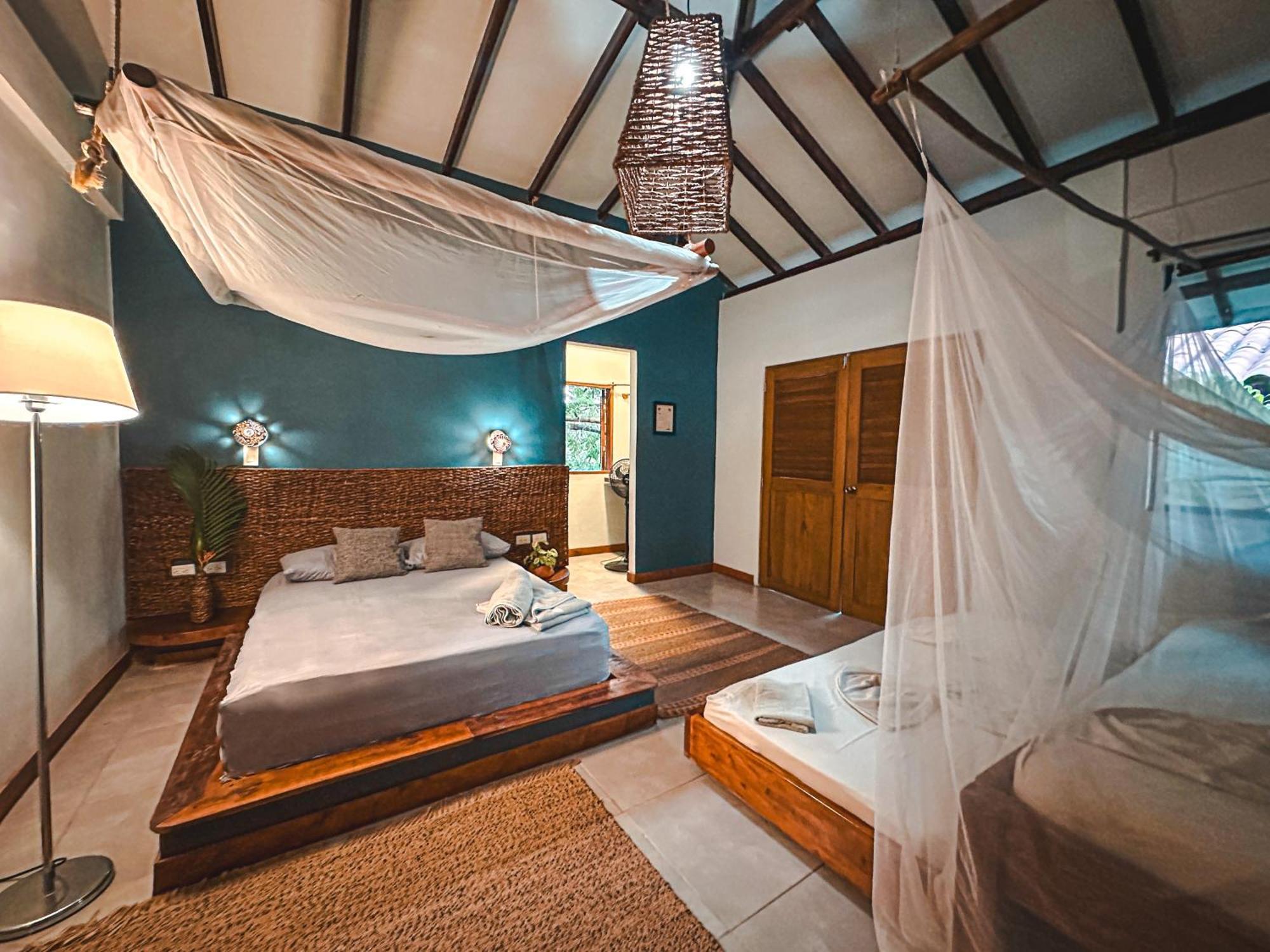Villa Eden Palomino Bagian luar foto